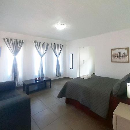 Queens Palace Pretoria Exterior photo
