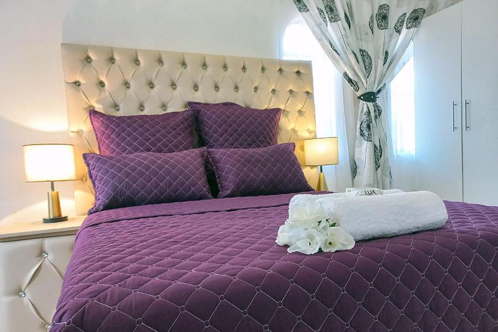 Queens Palace Pretoria Room photo