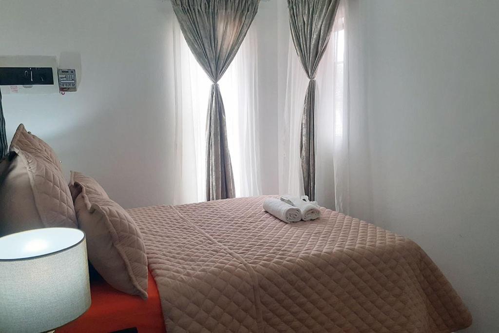 Queens Palace Pretoria Room photo